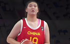 19分9篮板！中国女篮狂输24分，2米26小将成为唯一遮羞布